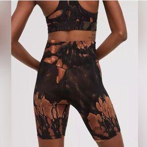 OFFLINE by Aerie Set In Excellent Condition